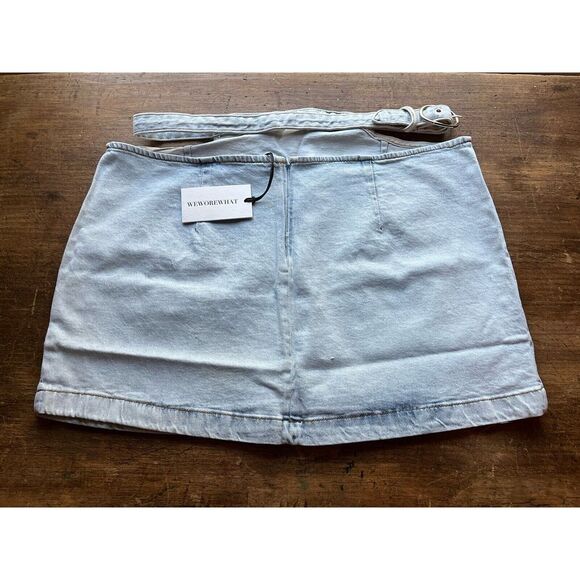 We Wore What Skirt Size Large Womens Light Blue Cut Out Denim Mini NWT - Picture 2 of 10